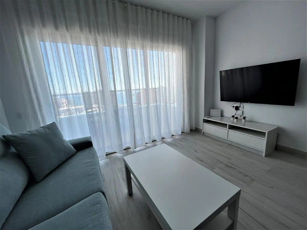 Ver853 - Estudio Con Terraza Vistas Al Mar, Piscina, Playa, Centro Torremolinos 0*,  Spain