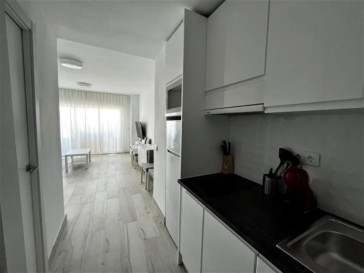 Ver853 - Estudio Con Terraza Vistas Al Mar, Piscina, Playa, Centro 토레몰리노스 0*,